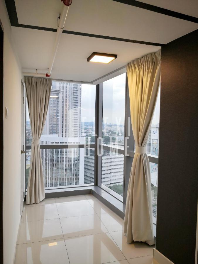 Pinnacle Pj, Romantic City View, 1-4 Guests Designed Duplex Home By Flexihome-My Petaling Jaya Bagian luar foto